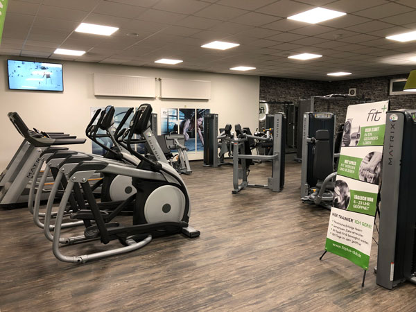 fitplus_Fitnessstudio Kuehbach Cardiotraining_1